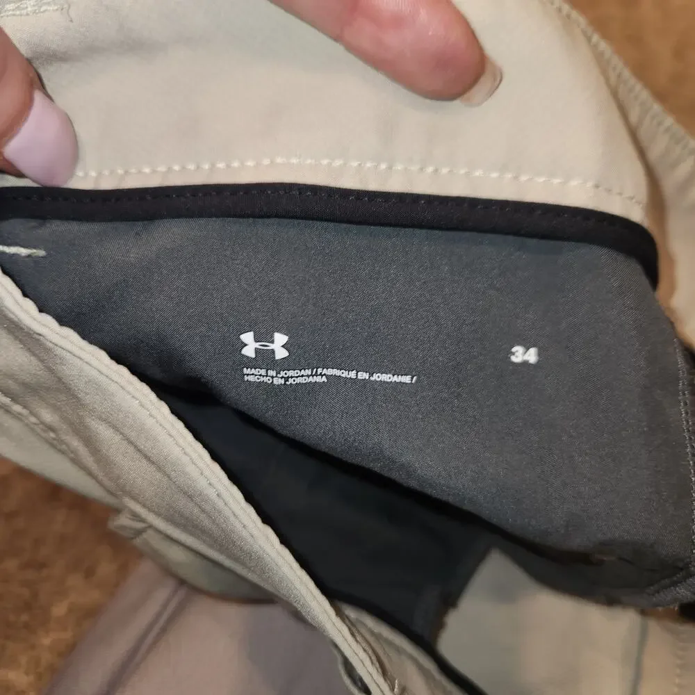 EUC Under Armour Beige‎ Tan Golf Shorts Size 34